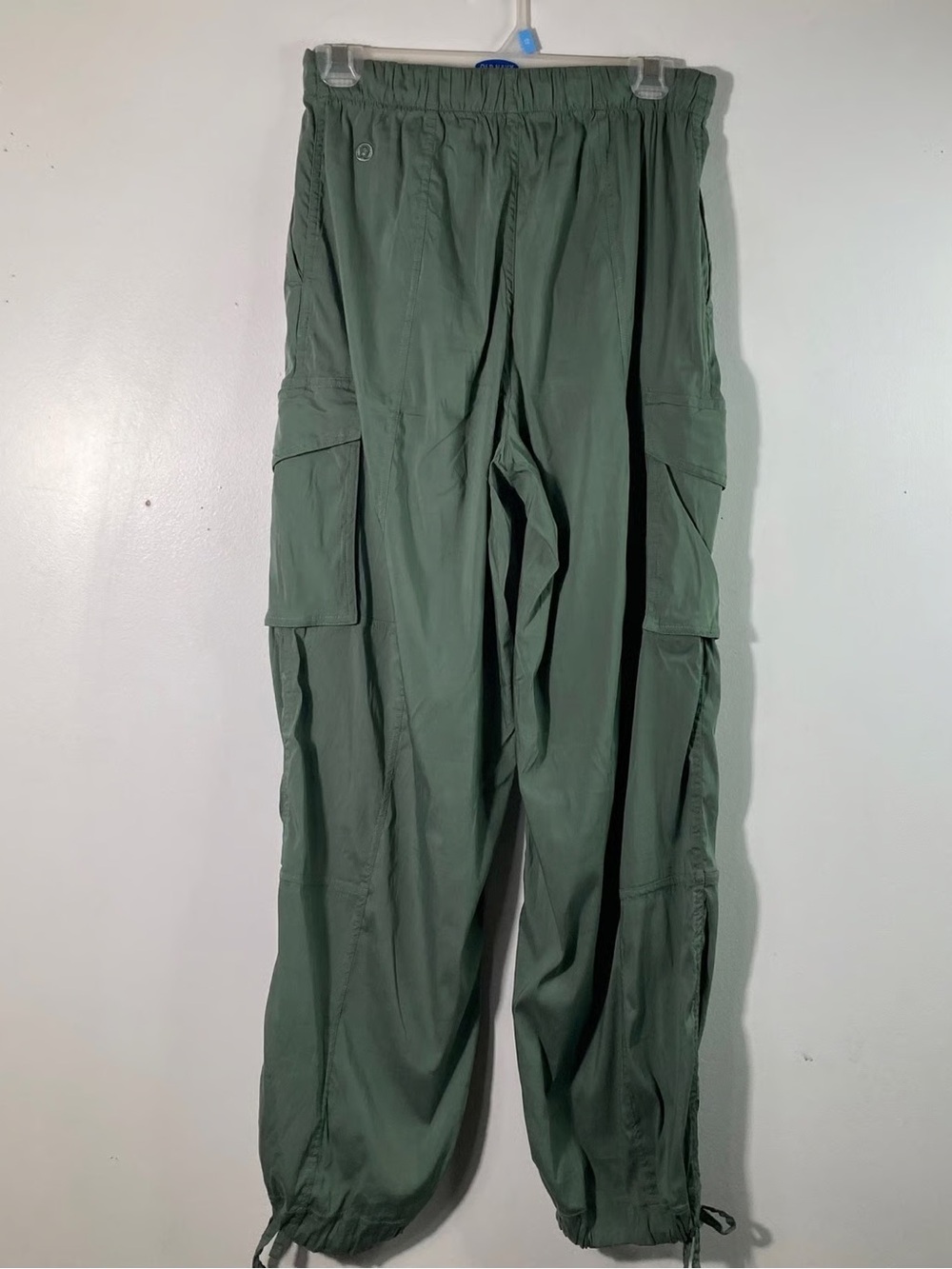 lululemon athletica Dusty Sage Track Joggers 24" waist XS